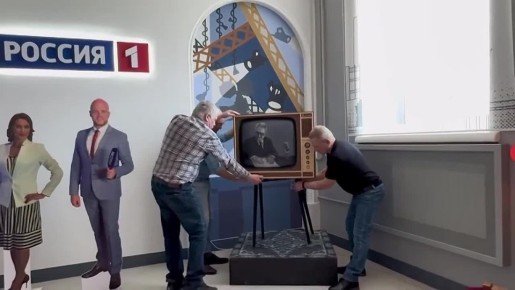 В Омском Телецентре появился тёплый ретроуголок