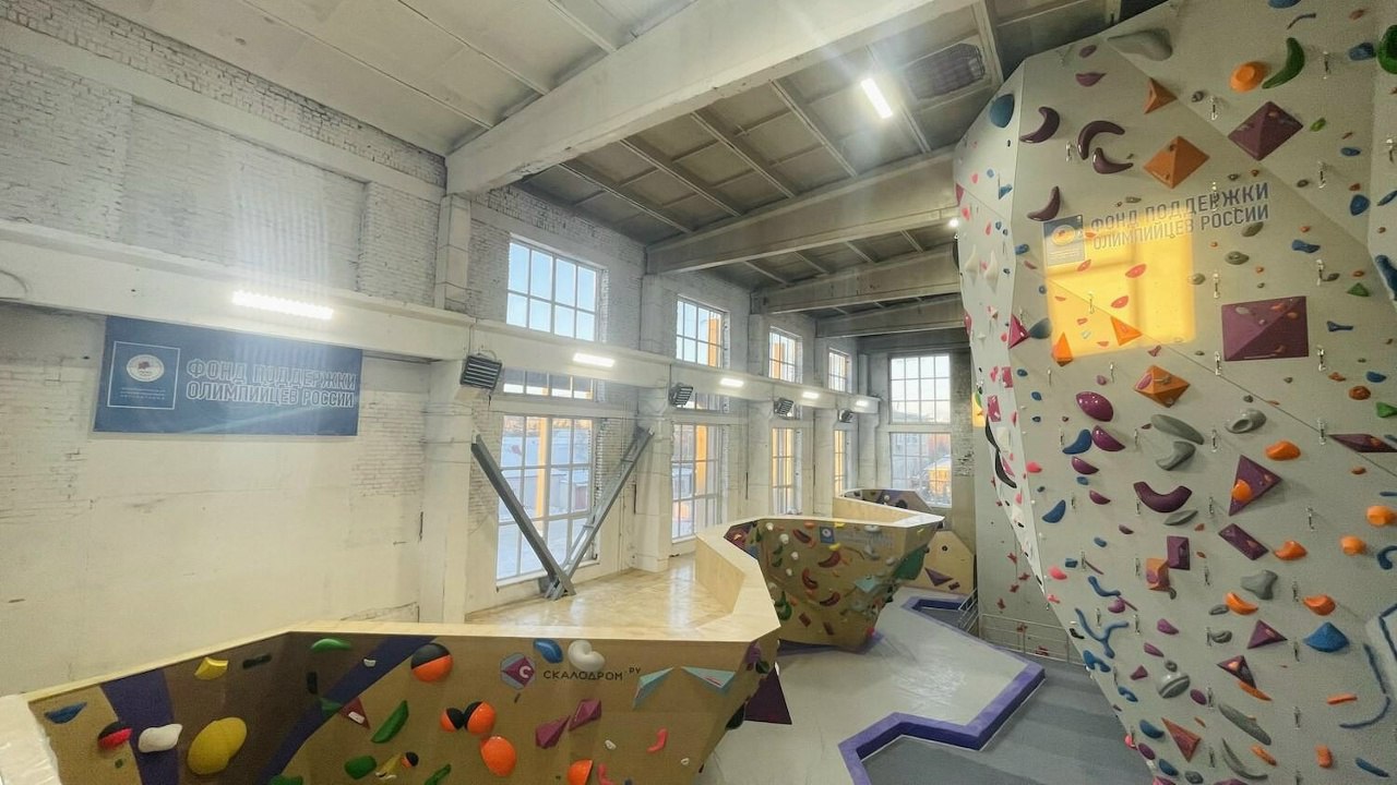 «Омские Крылья» сегодня в гостях у альметьевского «Нефтяника» «Омские Крылья» сегодня в гостях у альметьевского «Нефтяника»