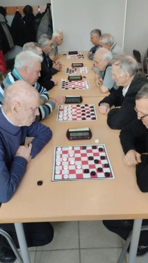 15 марта в Омске прошли соревнования по русским шашкам среди ветеранов