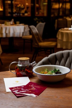 ���������� ��������� � ���� �� �����: ��������� ������������ REGENIQUE� � AQUAMARINE