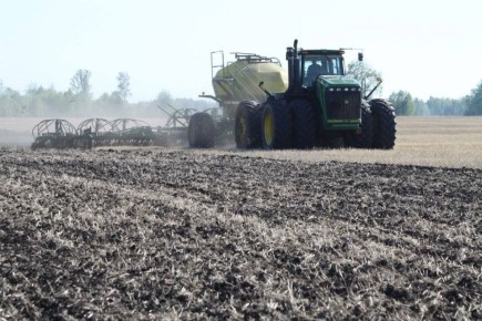 Виталий Хоценко: в Омской области начинается подготовка к посевной