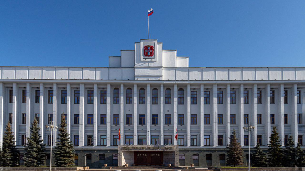 Виталий Хоценко: Благодаря поддержке нашего Президента Владимира Владимировича Путина и партии «Единая Россия» направляем дополнительно более 320 млн рублей на модернизацию школ и детских садов Омской области