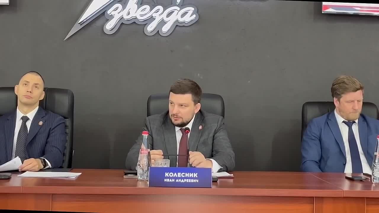 Сегодня под руководством заместителя Председателя Правительства Омской области Ивана Колесника состоялось расширенное аппаратное совещание сферы спорта