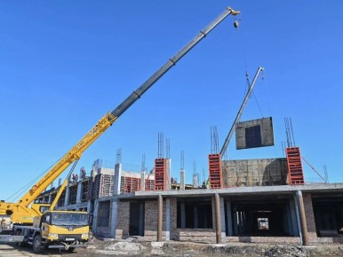 Виталий Хоценко сообщил о ходе строительства школы в селе Одесское