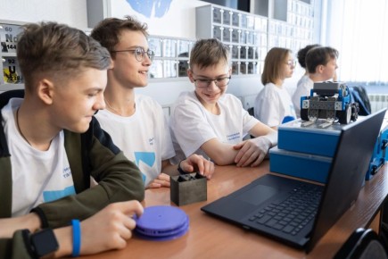 Инновационные решения в нефтехимии: юных гениев ищут в интеллектуальном турнире «Умножая таланты»