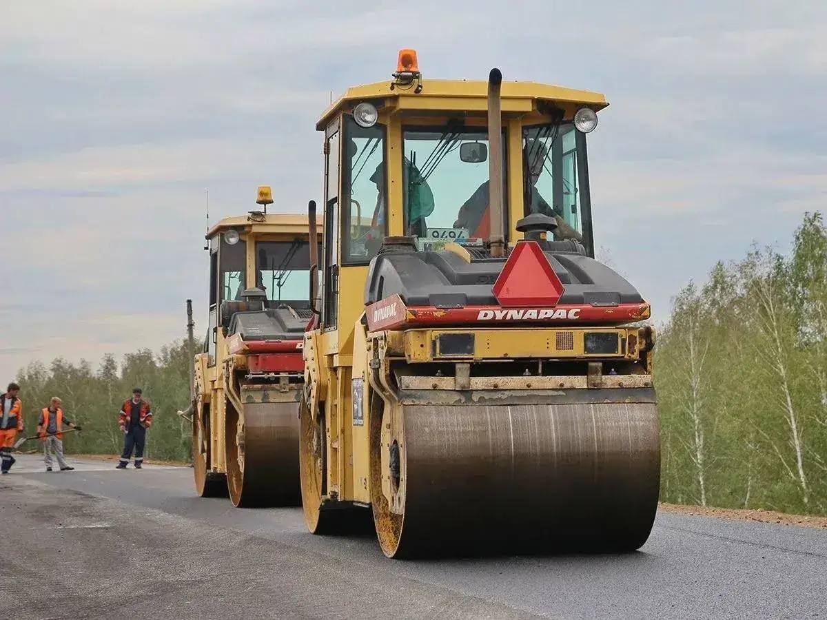 В Омской области выросли темпы обновления дорог, транспорта и общественных пространств В Омской области выросли темпы обновления дорог, транспорта и общественных пространств