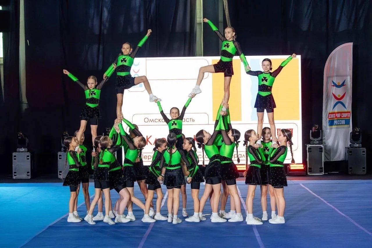 Омские спортсмены завоевали 7 медалей на чемпионате и первенстве Сибири по чир спорту