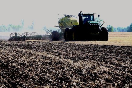 Цифра дня: 21 тысяча тонн топлива уже на складах аграриев Омской области, сообщает региональный Минсельхоз