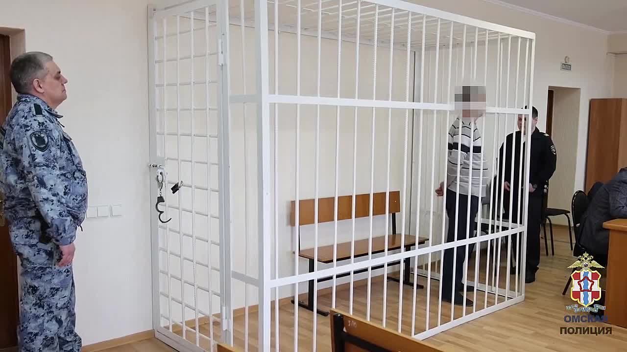 В полицию с заявлением о хищении имущества обратился 50-летний омич с ограниченными возможностями здоровья