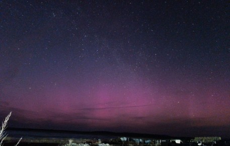 Небо над Омской областью снова расцвело яркими красками