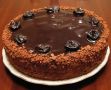 Шоколадный торт с медом и черносливом