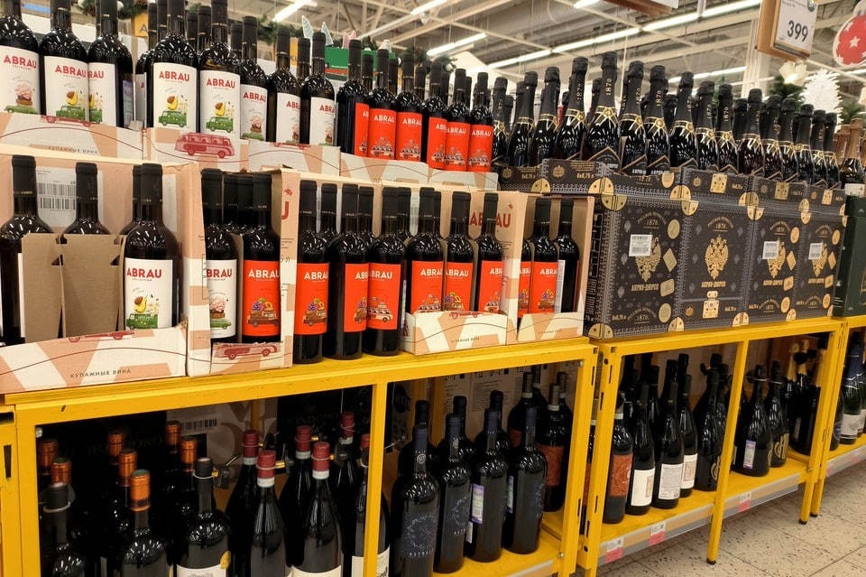 Франция снова в топ-5 поставщиков игристого для России