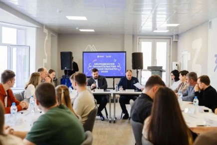 В Омске прошла первая встреча 4-го созыва Молодёжного правительства