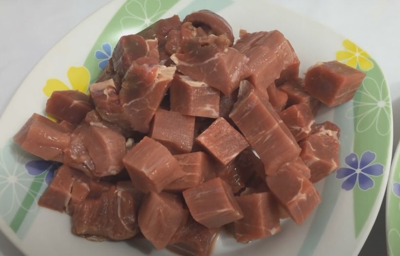 Вкуснейший говяжий гуляш: простой рецепт для настоящих гурманов