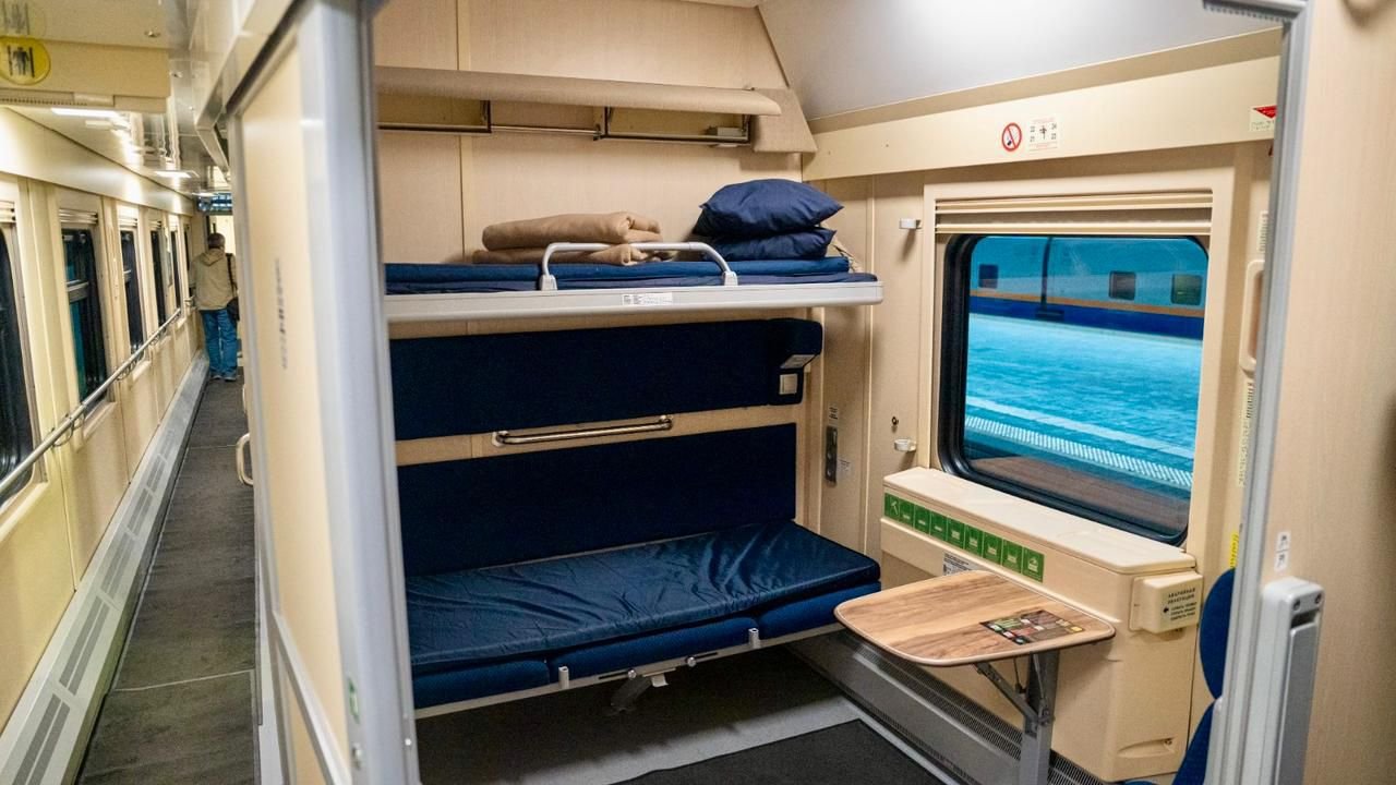 В составе поезда Астана — Омск появились современные вагоны В составе поезда Астана — Омск появились современные вагоны