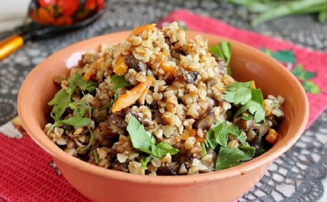 Гречка в главной роли: синергия мяса, грибов и овощей