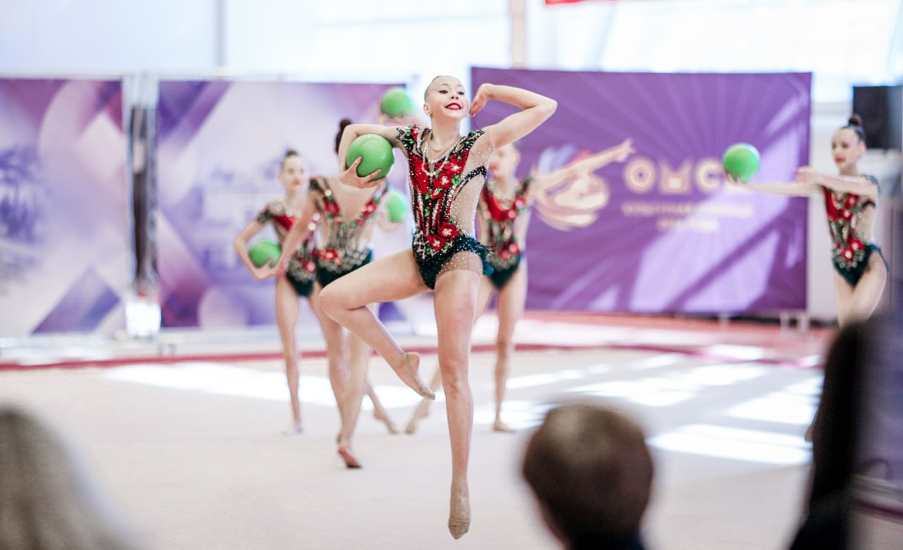 В Омске проходят межрегиональные соревнования по художественной гимнастике «Надежды Сибири» имени заслуженного мастера спорта Ирины Чащиной В Омске проходят межрегиональные соревнования по художественной гимнастике «Надежды Сибири» имени заслуженного мастера спорта Ирины Чащиной
