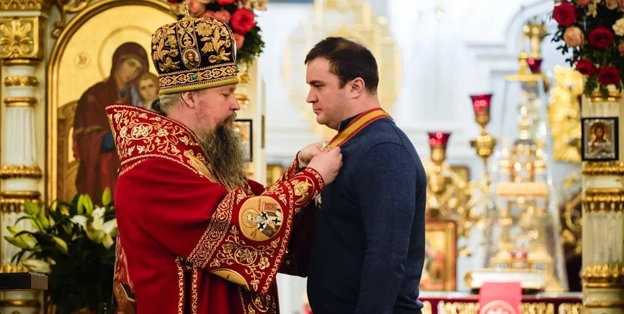 Губернатор Виталий Хоценко удостоен высокой награды Русской православной церкви