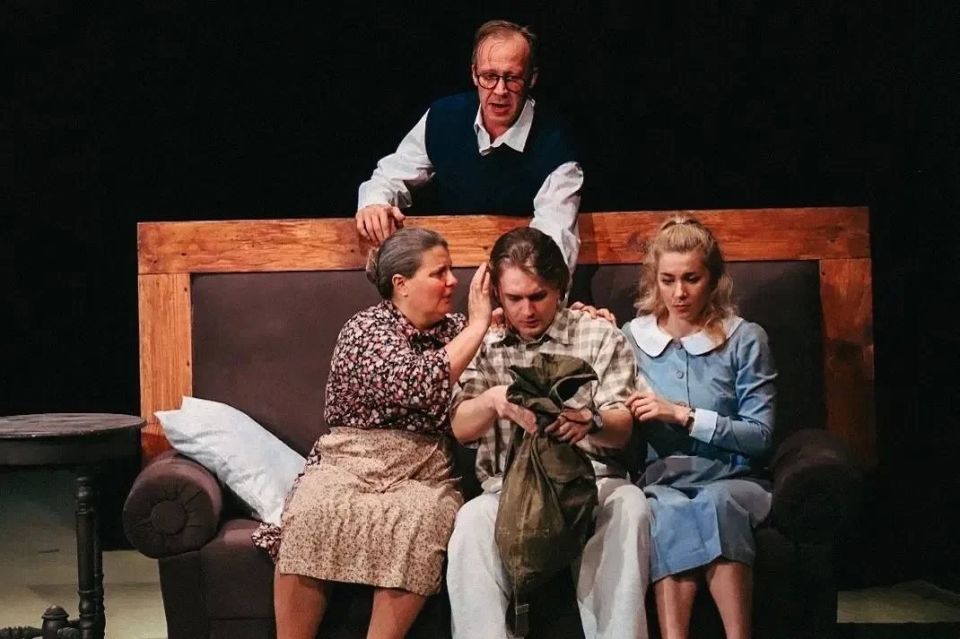 ������� ����� ������� � ����� ��������� � �����