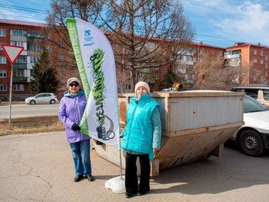 В Омске проходит акция по бесплатному сбору старых автомобильных покрышек