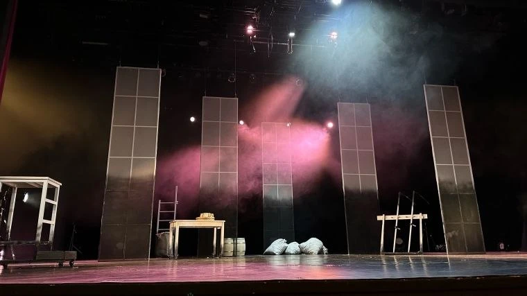 «Пятый театр» запустил уникальный проект «В декорациях»