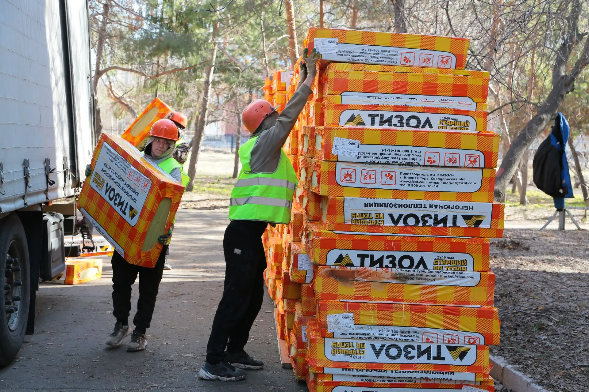 Сергей Шелест: Благодаря инициативе Президента страны Владимира Владимировича Путина и поддержке партии «Единая Россия» в нашем городе стартовал третий этап капитального ремонта образовательных учреждений Сергей Шелест: Благодаря инициативе Президента страны Владимира Владимировича Путина и поддержке партии «Единая Россия» в нашем городе стартовал третий этап капитального ремонта образовательных учреждений