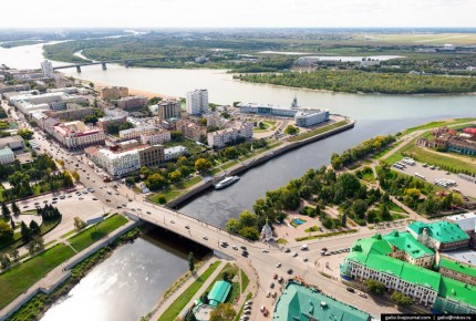 В Омской области разоблачили целую семью мошенников, которые проворачивали аферы со страховыми выплатами