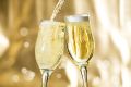 Шампанское: от исторического наследия до современного символа праздника