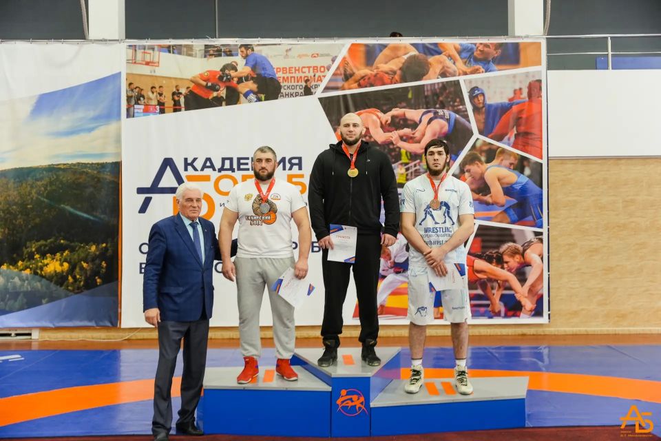 ������ ����� ��������� 4 ������� ���������� ������