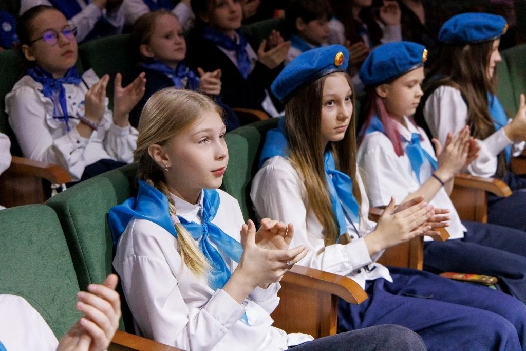 Омские полицейские организовали праздник для юных инспекторов дорожного движения Омские полицейские организовали праздник для юных инспекторов дорожного движения