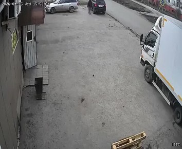 На 6-й Станционной 16-летнюю девушку на полном ходу сбил водитель внедорожника