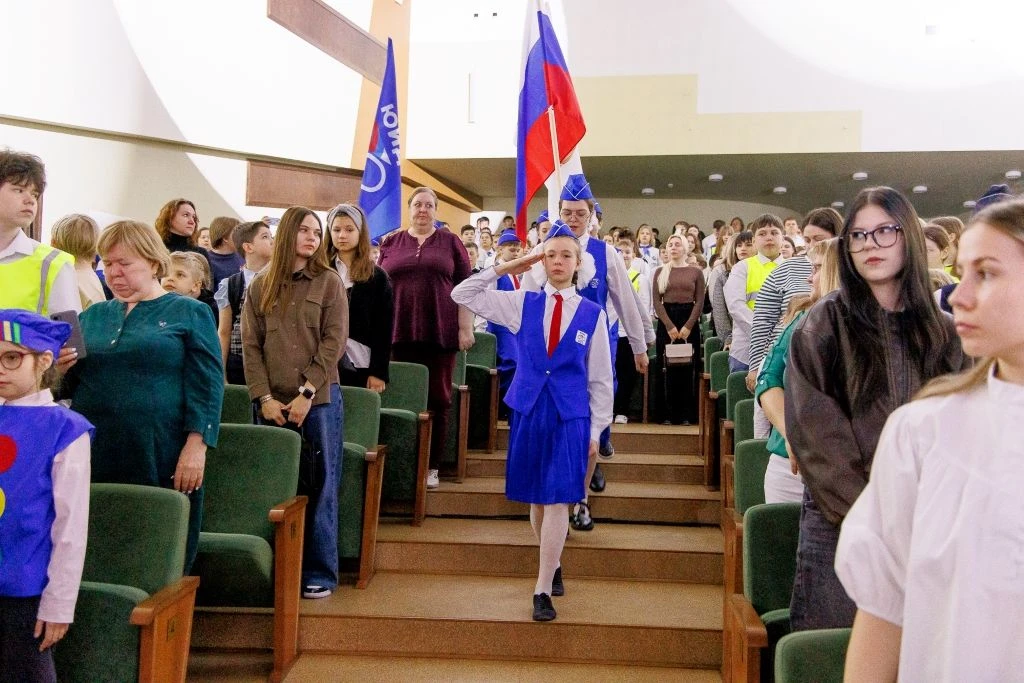 Омские полицейские организовали праздник для юных инспекторов дорожного движения Омские полицейские организовали праздник для юных инспекторов дорожного движения