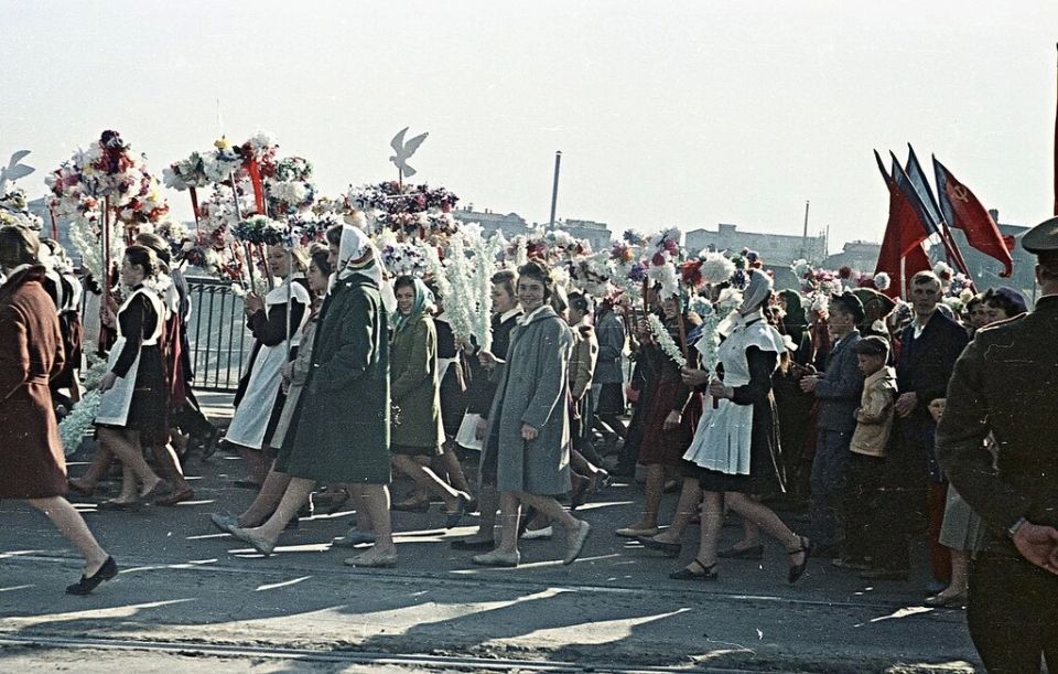 ������������ ������������ � �����: ����, 1962 ���
