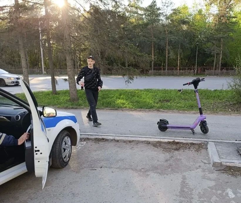Вчера в 18:30 часов в Госавтоинспекцию поступило сообщение о ДТП в котором пострадали два несовершеннолетних