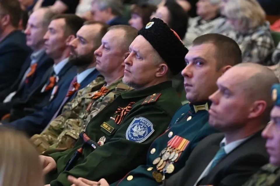 Финалисты проекта «ПРОдвижение ГЕРОЕВ» приняли участие в форуме «Единой России» Финалисты проекта «ПРОдвижение ГЕРОЕВ» приняли участие в форуме «Единой России»