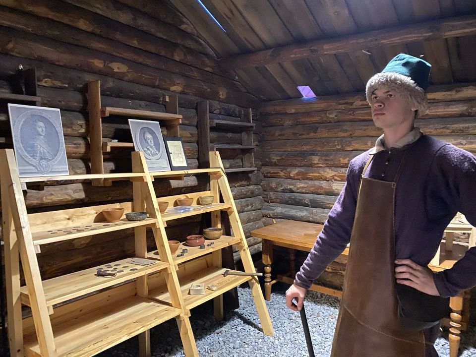 Стрельба из лука, чеканка монет, выпечка печатного пряника, первый печатный станок- в Омской крепости в «Ночь музеев» есть интерактивы на любой вкус! Стрельба из лука, чеканка монет, выпечка печатного пряника, первый печатный станок- в Омской крепости в «Ночь музеев» есть интерактивы на любой вкус!