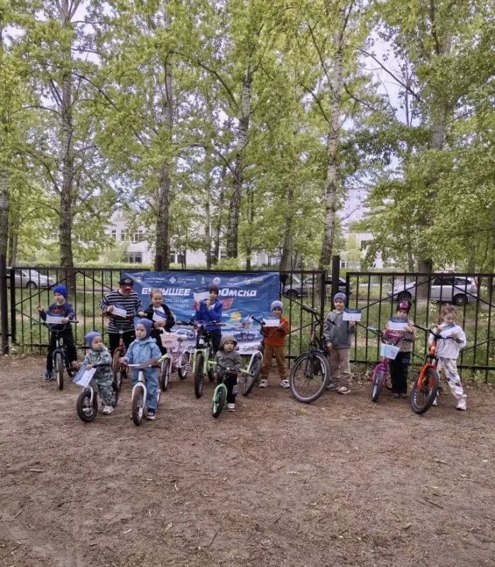 В Омске продолжается традиционный велопробег «Будущее ВелоОмска»! В Омске продолжается традиционный велопробег «Будущее ВелоОмска»!