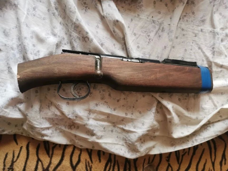 Из рук в руки: трое сельчан задержаны за незаконный оборот оружия