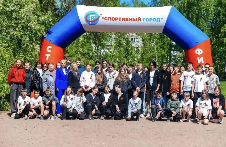 В Омске завершилась XI городская легкоатлетическая эстафета «Неделя бега – Эстафета памяти» В Омске завершилась XI городская легкоатлетическая эстафета «Неделя бега – Эстафета памяти»