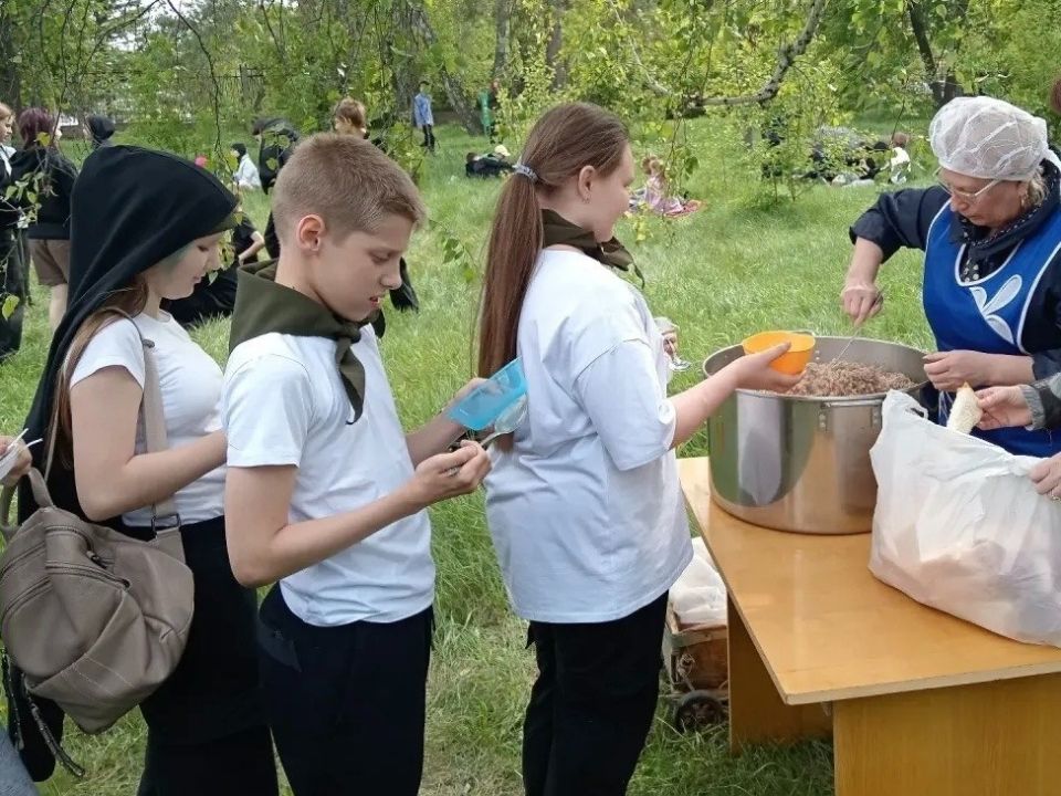 В Октябрьском округе прошла военно-патриотическая игра «Зарница»