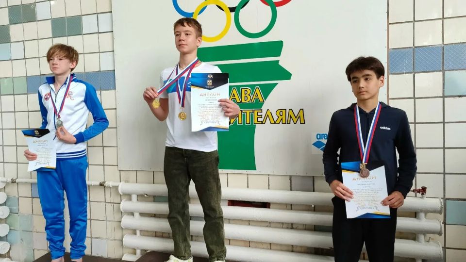 Омские пловцы выявили лучших на соревнованиях, посвященных 81-й годовщине Победы в Великой Отечественной войне Омские пловцы выявили лучших на соревнованиях, посвященных 81-й годовщине Победы в Великой Отечественной войне