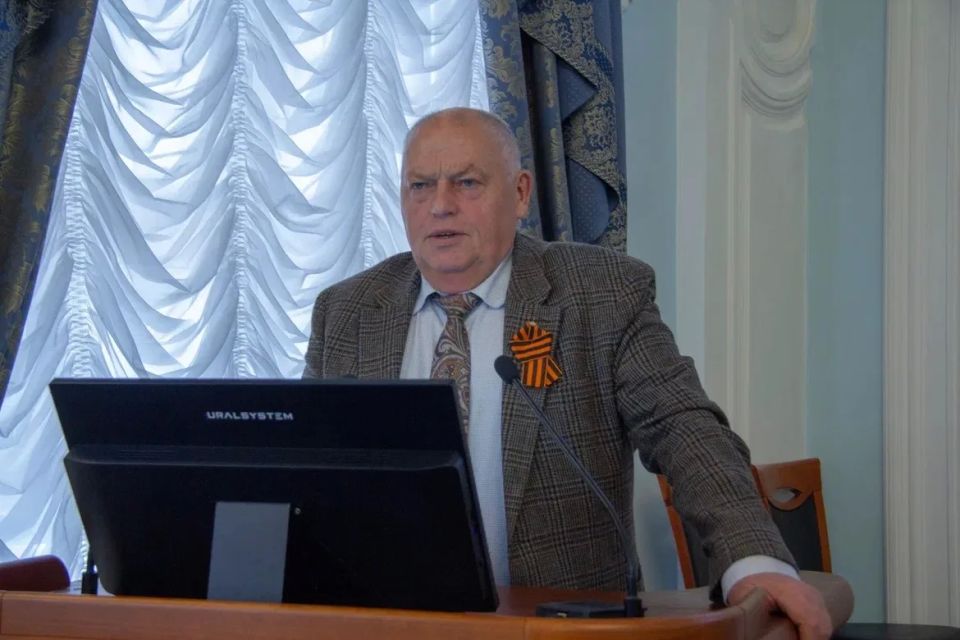 Областной парламент внес изменения в законы в сфере пассажирских перевозок и принял к рассмотрению законопроект об охране зеленых насаждений Областной парламент внес изменения в законы в сфере пассажирских перевозок и принял к рассмотрению законопроект об охране зеленых насаждений