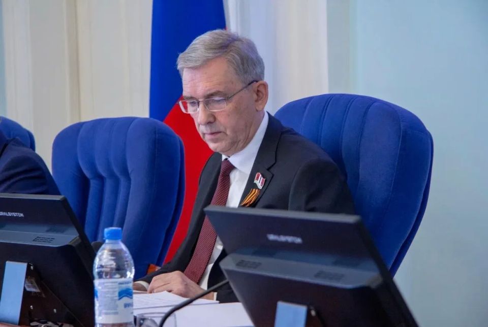 Областной парламент внес изменения в законы в сфере пассажирских перевозок и принял к рассмотрению законопроект об охране зеленых насаждений Областной парламент внес изменения в законы в сфере пассажирских перевозок и принял к рассмотрению законопроект об охране зеленых насаждений