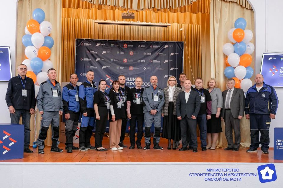 Лучший каменщик региона работает на «Заводе строительных конструкций №1» Александр Дорошенко Лучший каменщик региона работает на «Заводе строительных конструкций №1» Александр Дорошенко