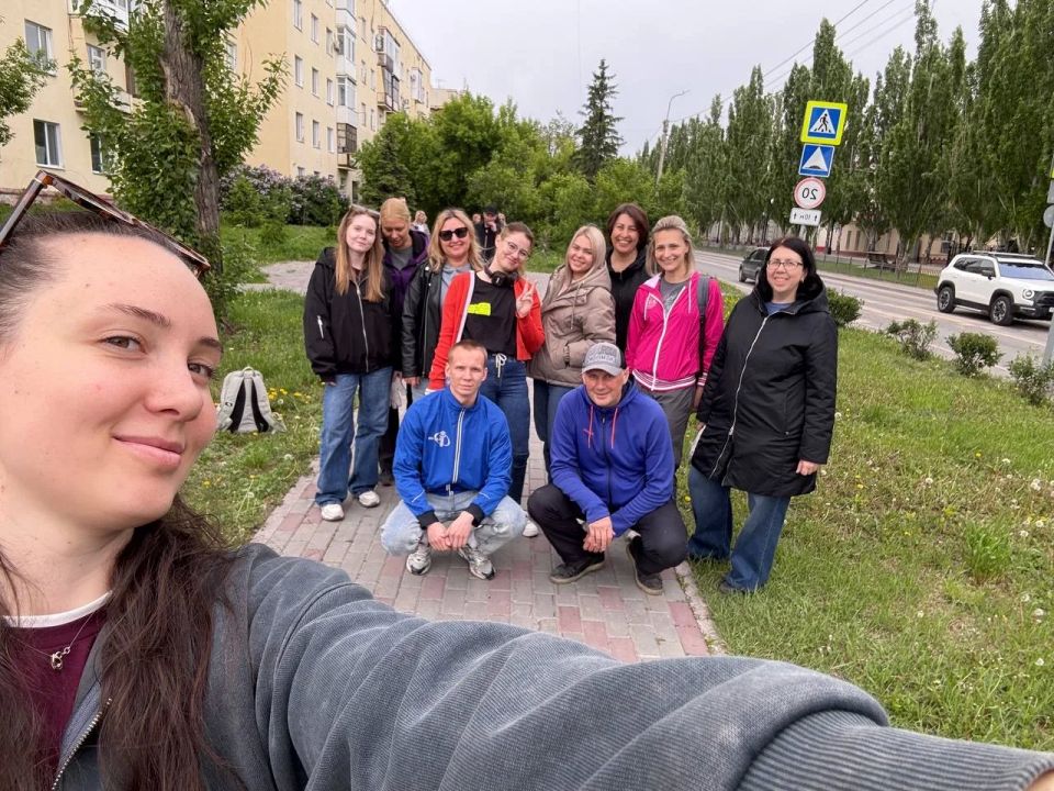Сегодня коллектив Министерства молодежной политики очередной раз принял участие в общегородском субботнике