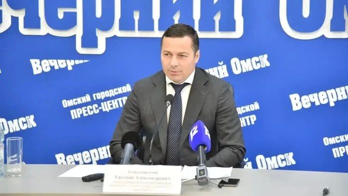 Омичей приглашают на летние спортивные праздники и бесплатные уличные тренировки Омичей приглашают на летние спортивные праздники и бесплатные уличные тренировки
