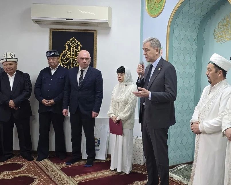 В мечети «Хаир-Ихсан» поздравил мусульман с Курбан-байрамом! В мечети «Хаир-Ихсан» поздравил мусульман с Курбан-байрамом!