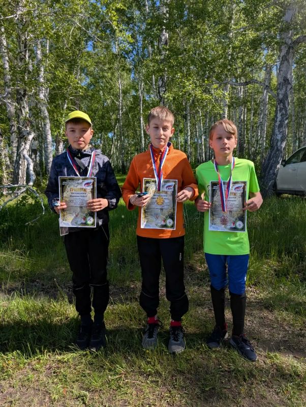 В районе поселка Дачный состоялся 2-й этап чемпионата и первенства Омской области по спортивному ориентированию в кроссовых дисциплинах Участники состязались в дисциплине «кросс – классика» В районе поселка Дачный состоялся 2-й этап чемпионата и первенства Омской области по спортивному ориентированию в кроссовых дисциплинах Участники состязались в дисциплине «кросс – классика»