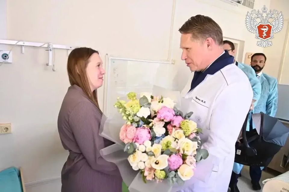 Михаил Мурашко: В России 101 перинатальный центр и родильный дом переоснастили в 2025 году Михаил Мурашко: В России 101 перинатальный центр и родильный дом переоснастили в 2025 году
