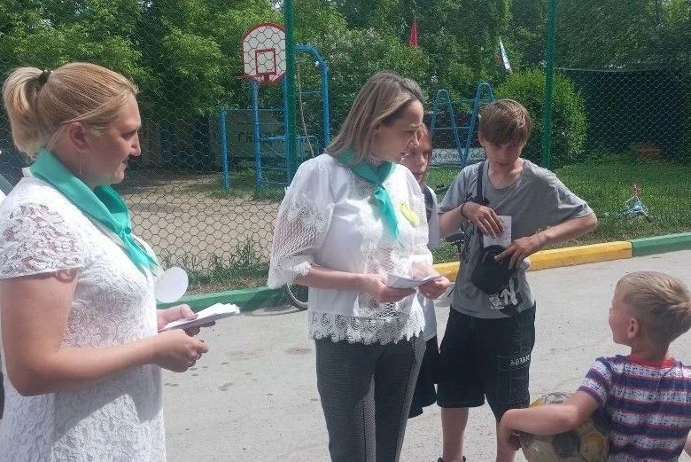 Комплексный центр «Пенаты» принял участие во Всероссийской уличной акции «Дарю тепло» Комплексный центр «Пенаты» принял участие во Всероссийской уличной акции «Дарю тепло»